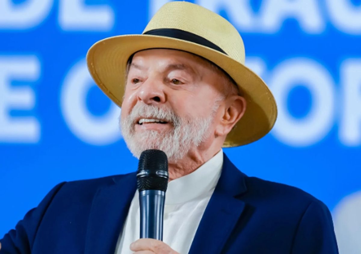 Lula anuncia criação do Ministério do Idoso em novo governo