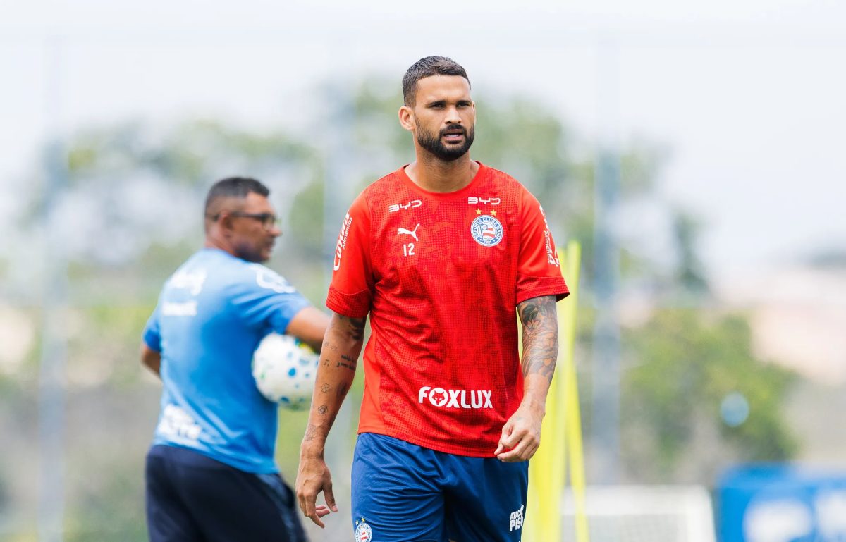 Willian José é poupado de partida após polêmica com vídeo xenofóbico